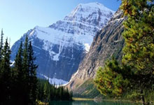 巴萨对战曼城，谁能在欧冠赛场笑到最后？